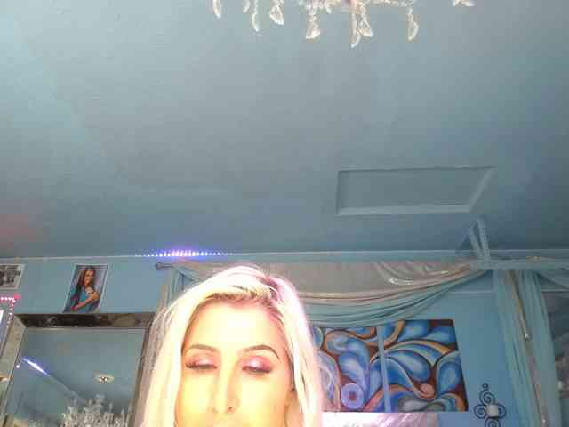 adrianna_fox webcam