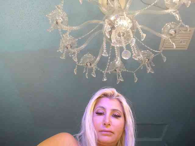 adrianna_fox webcam
