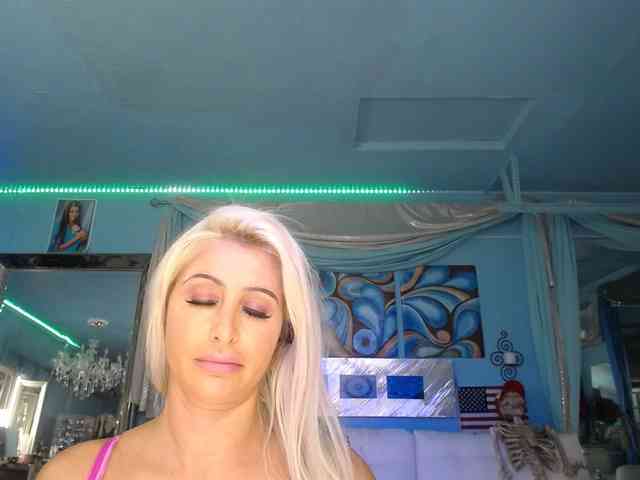 adrianna_fox webcam
