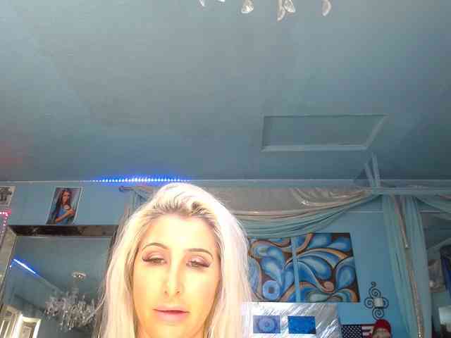 adrianna_fox webcam