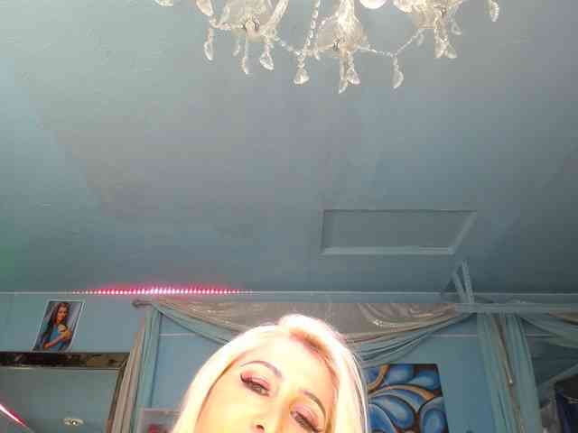 adrianna_fox webcam