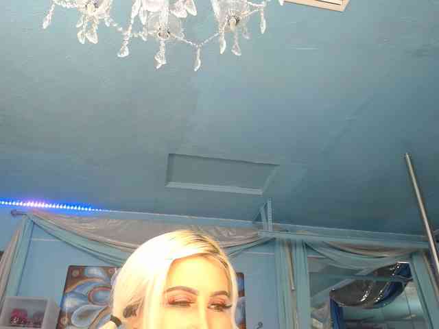 adrianna_fox webcam