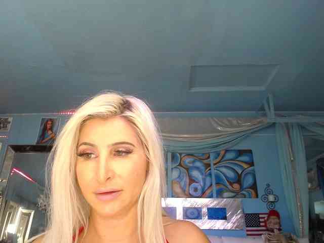 real web cam Adrianna Fox