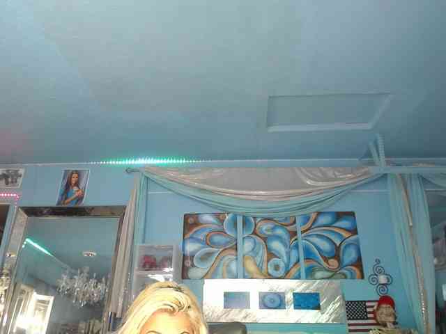 adrianna_fox webcam
