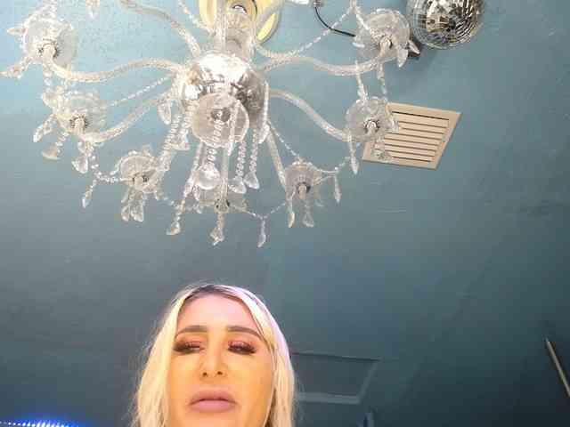 adrianna_fox adrianna_fox