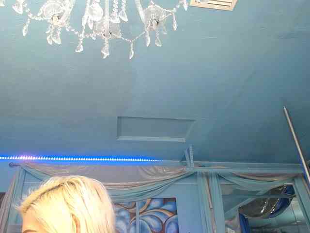 adrianna_fox webcam