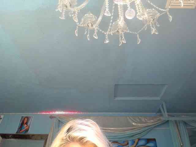 adrianna_fox webcam