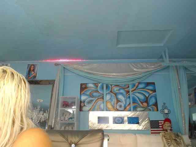 adrianna_fox webcam