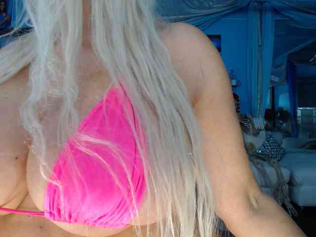 adrianna_fox adrianna_fox