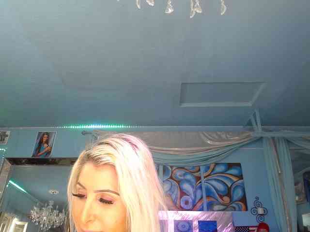 adrianna_fox