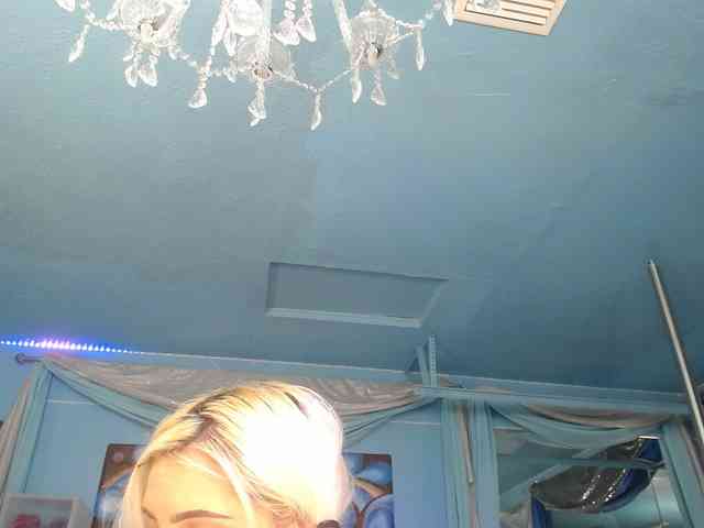 adrianna_fox webcam