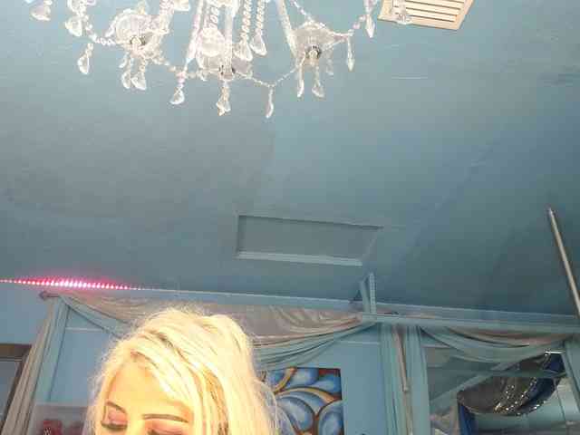 adrianna_fox adrianna_fox