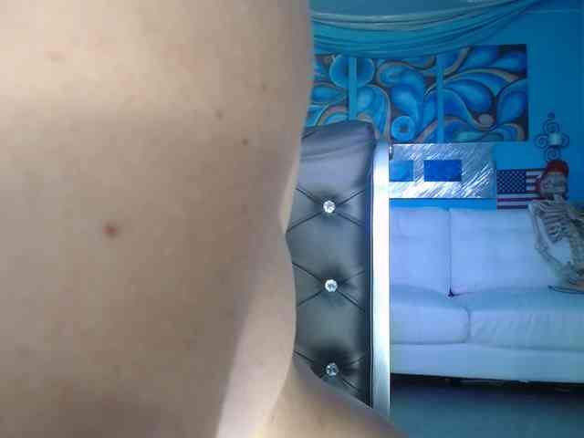 adrianna_fox webcam