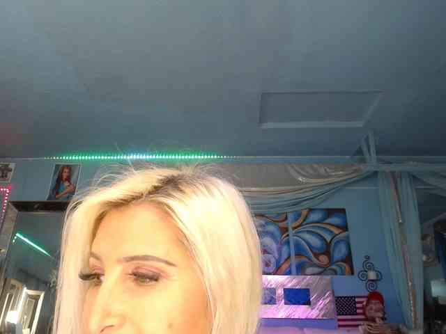 adrianna_fox webcam