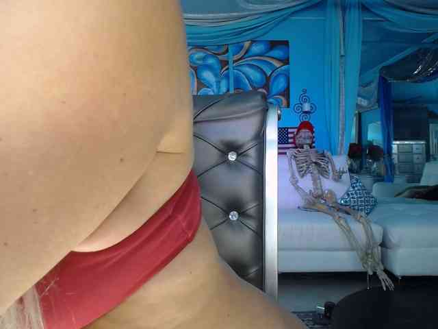 adrianna_fox webcam