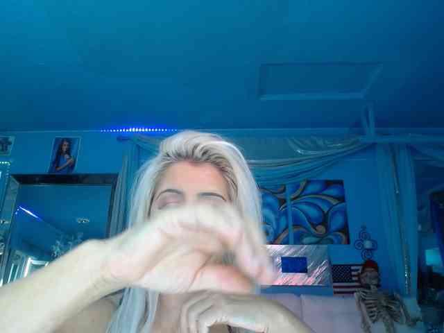 online porn webcam Adrianna Fox