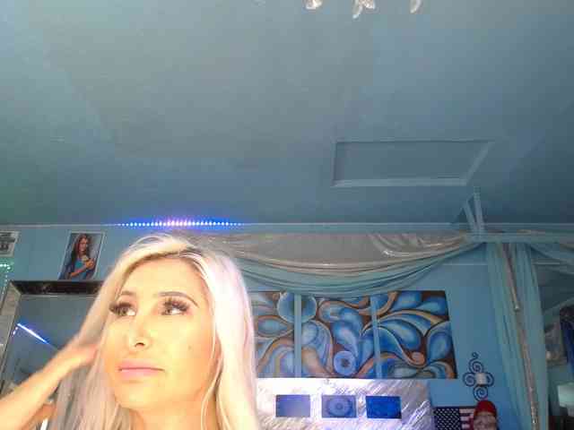 adrianna_fox webcam