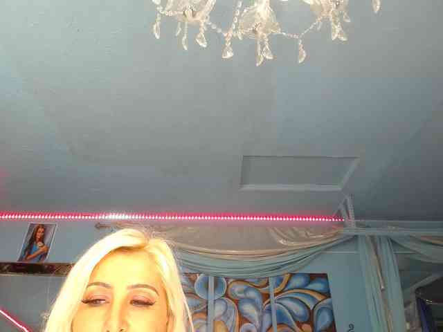 adrianna_fox webcam