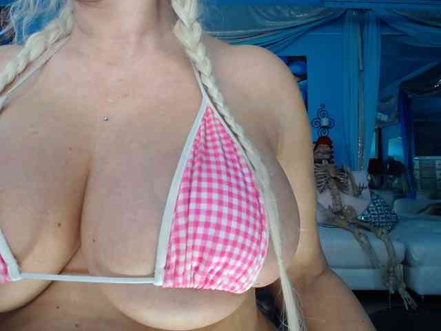 adrianna_fox webcam