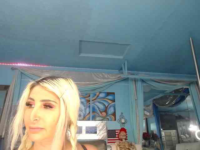 adrianna_fox webcam