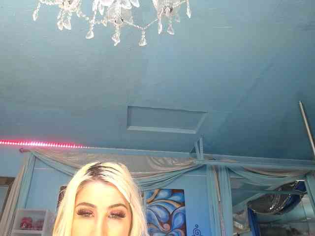 adrianna_fox adrianna_fox