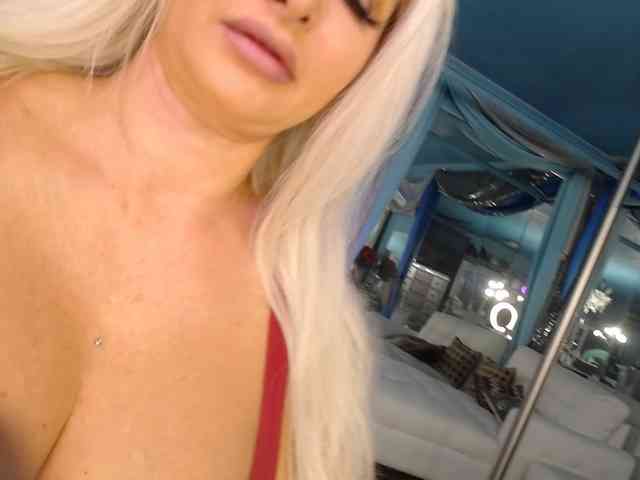 adrianna_fox webcam