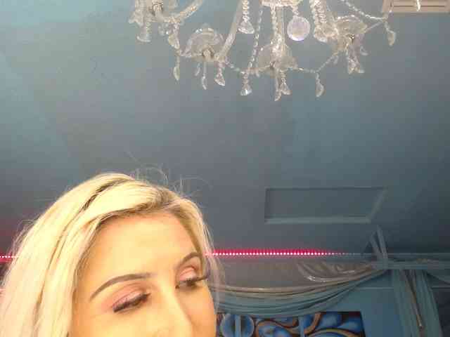 adrianna_fox webcam