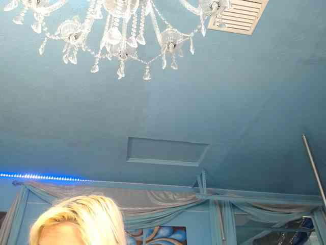 adrianna_fox adrianna_fox