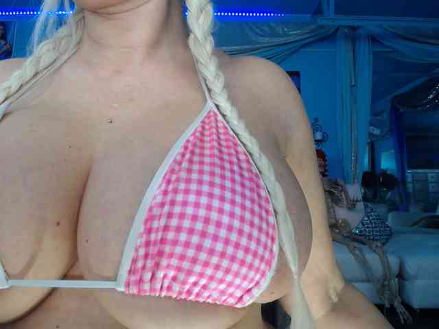 adrianna_fox webcam