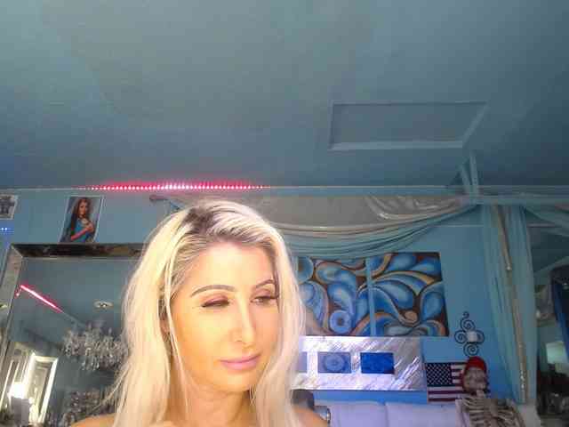 adrianna_fox webcam