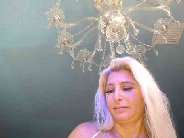 adrianna_fox webcam