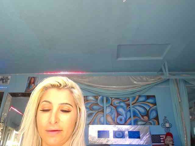 adrianna_fox webcam