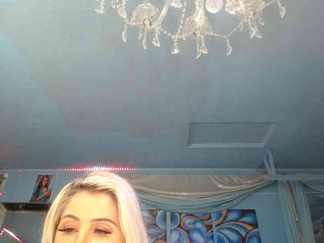 adrianna_fox webcam