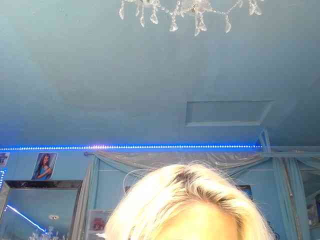 adrianna_fox webcam