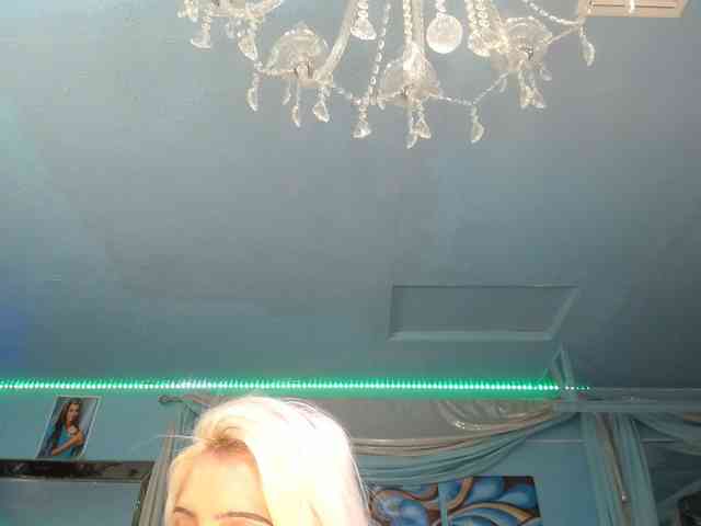 adrianna_fox webcam
