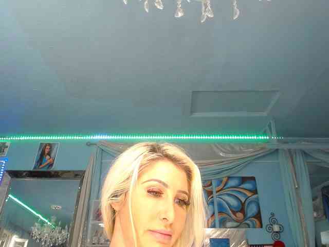 adrianna_fox webcam