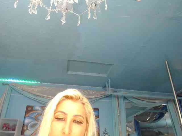 adrianna_fox webcam