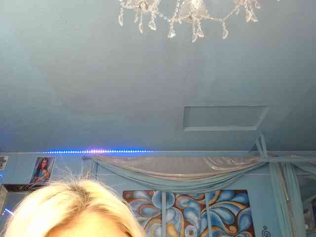 adrianna_fox webcam