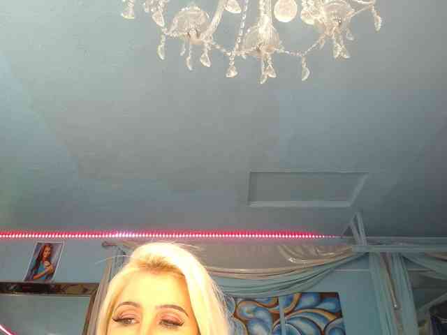 adrianna_fox webcam