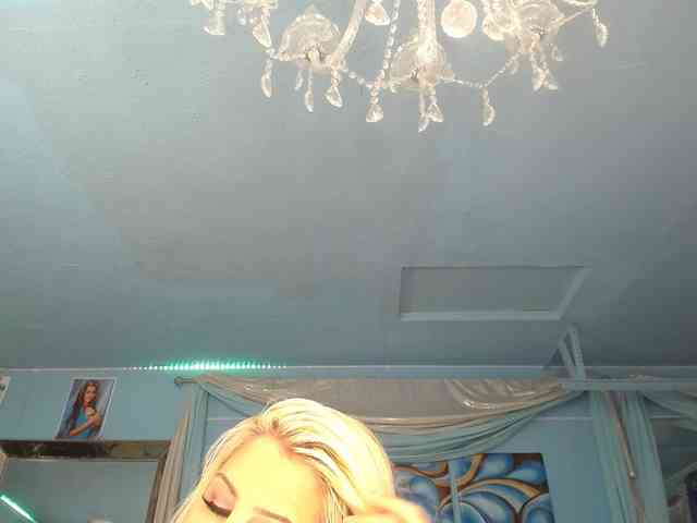 adrianna_fox webcam