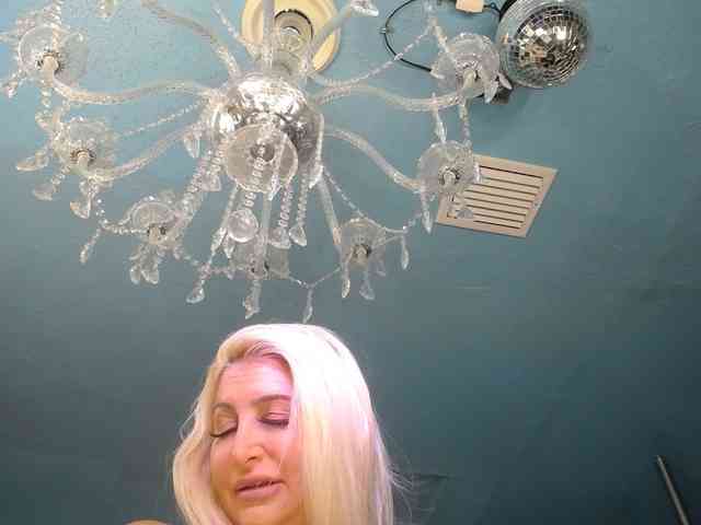 adrianna_fox webcam