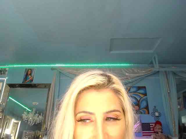 adrianna_fox webcam