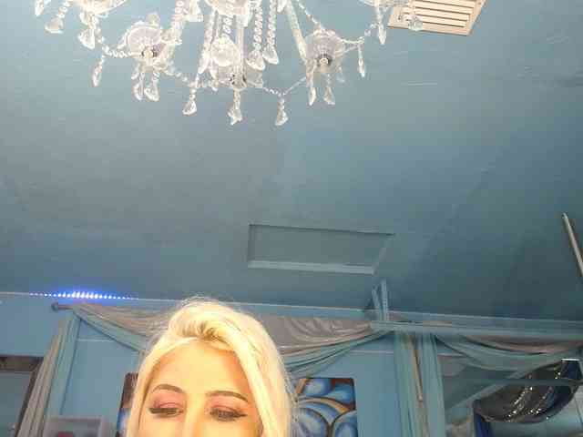 adrianna_fox webcam