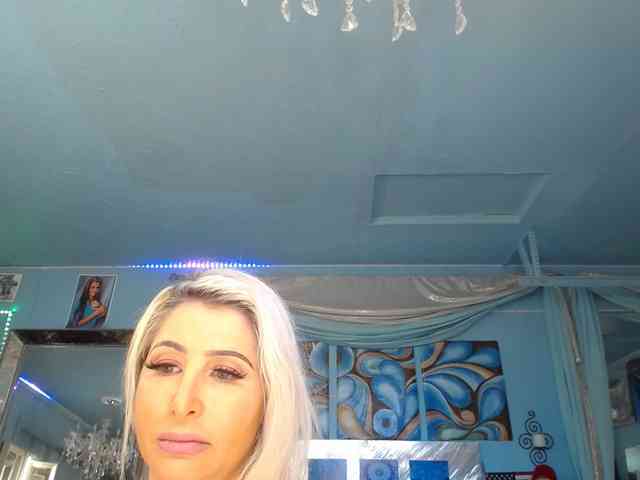 adrianna_fox webcam
