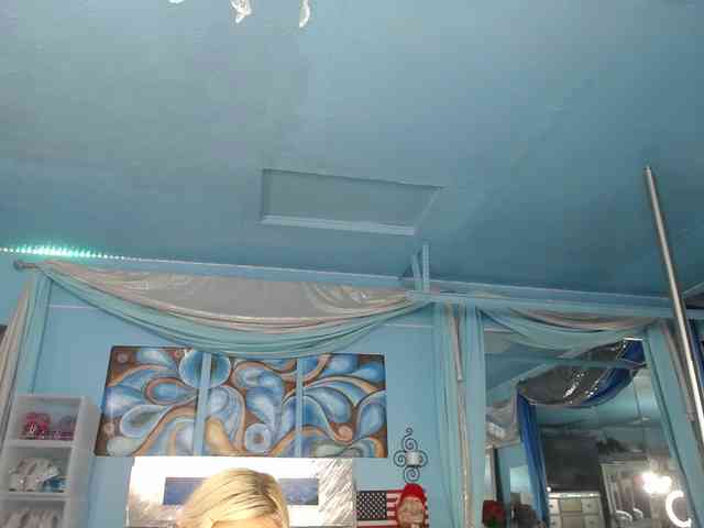 adrianna_fox adrianna_fox