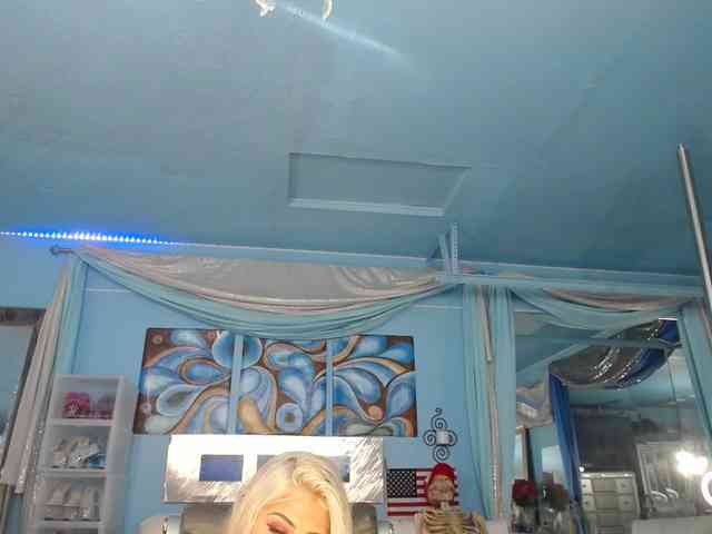 adrianna_fox adrianna_fox