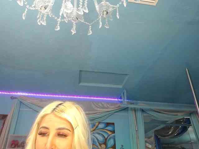 adrianna_fox webcam