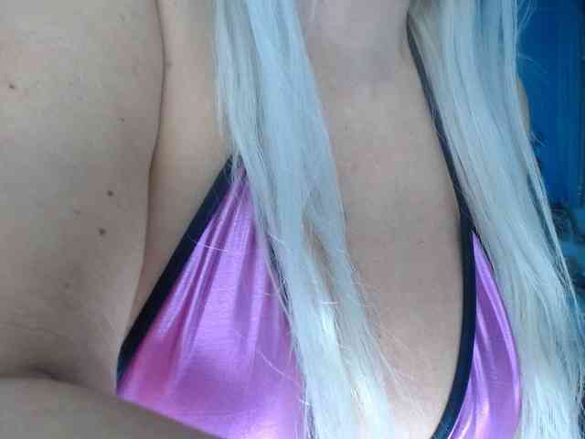 adrianna_fox webcam