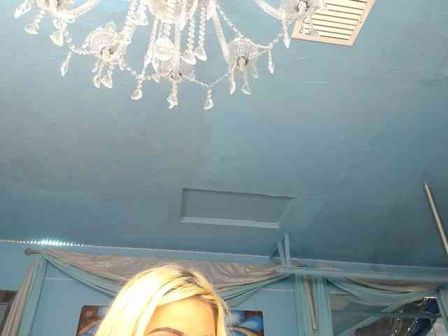 adrianna_fox Live Webcam on BongaCams