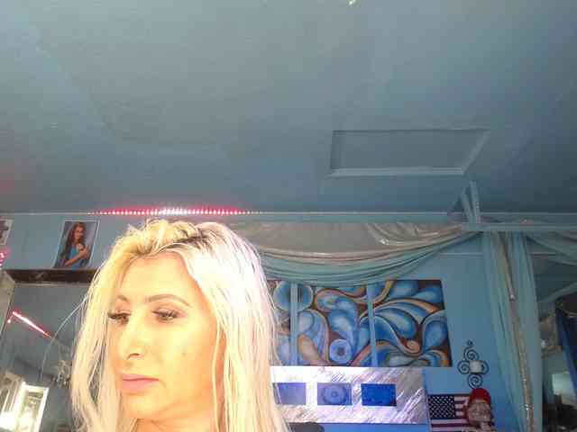 adrianna_fox webcam
